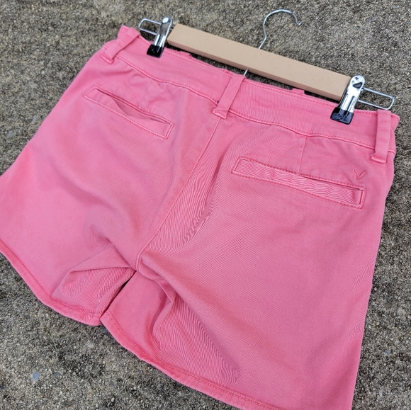 American Eagle Midi Twill Coral Pink Chino  Shorts Women's Size 8 - Picture 4 of 13